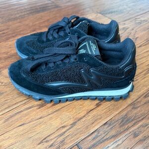 Marc Jacobs The Teddy Jogger black Suede Sneakers